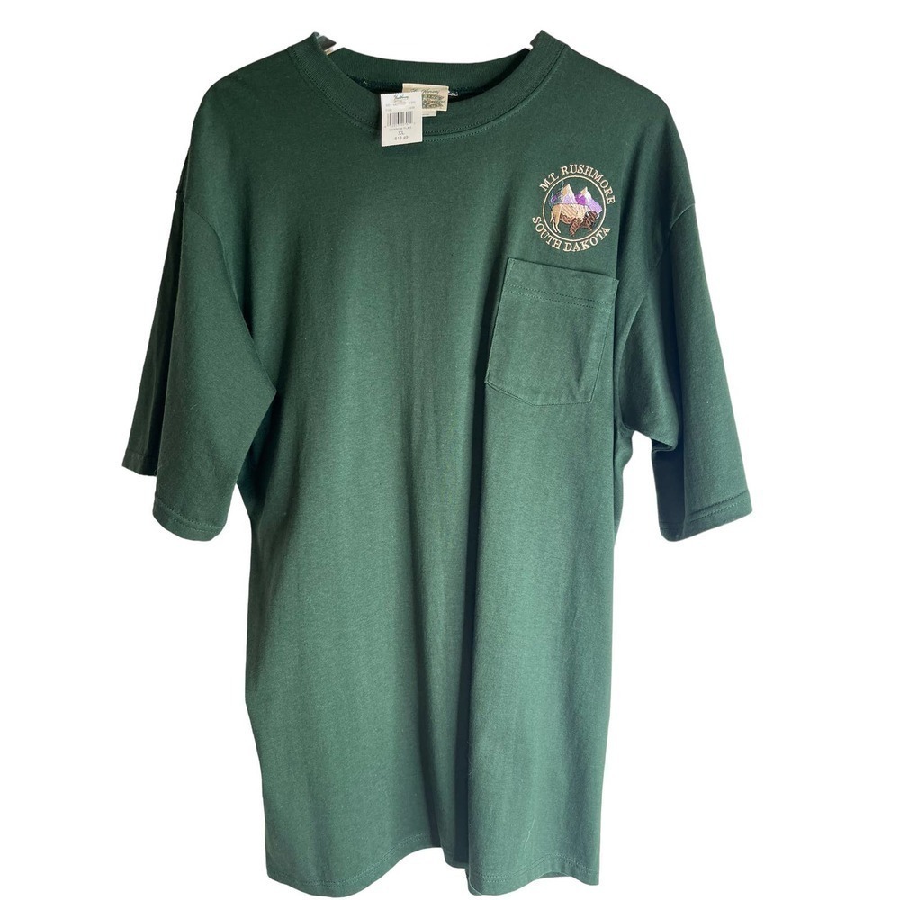 Fred Harvey Mt. Rushmore South Dakota Embroidered T Shirt NWT